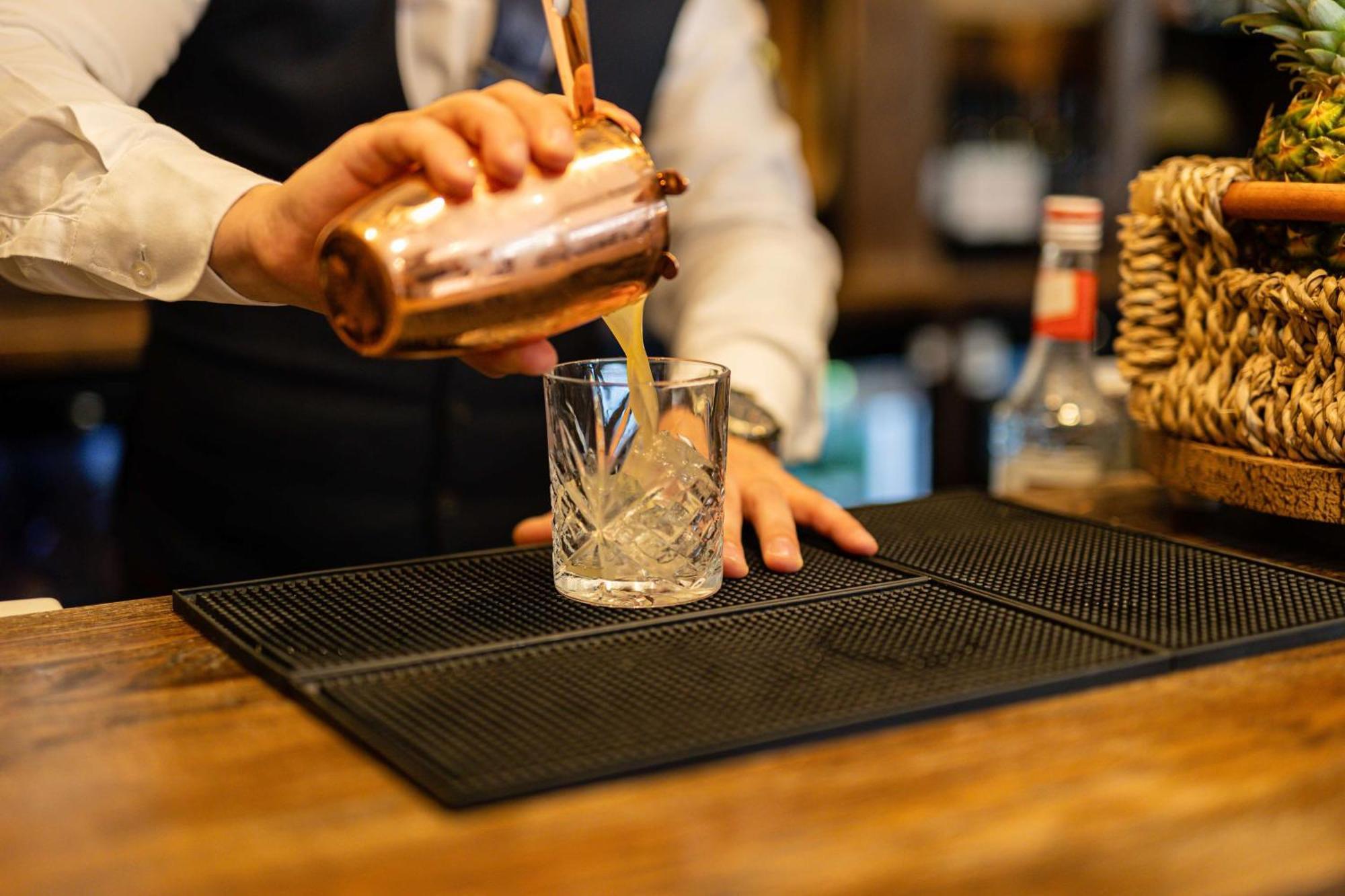 奥尔布赖顿什鲁斯伯里厅堂美居水疗酒店 Hadnall 外观 照片